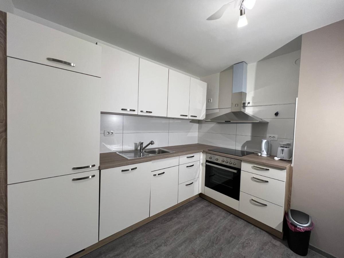 Mici'S Apartments Visoko  外观 照片