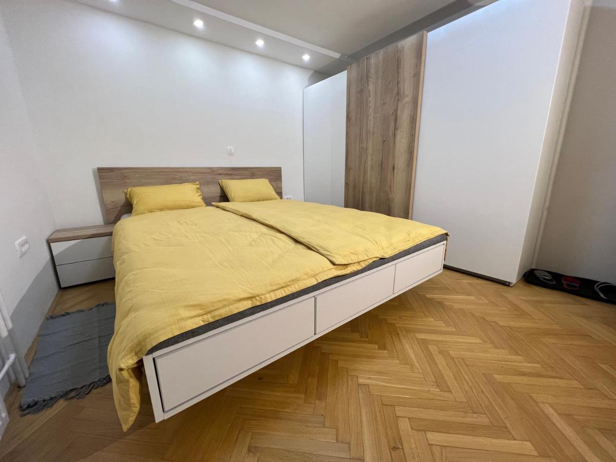 Mici'S Apartments Visoko  外观 照片